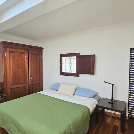 Center, Cozy & Comfort *